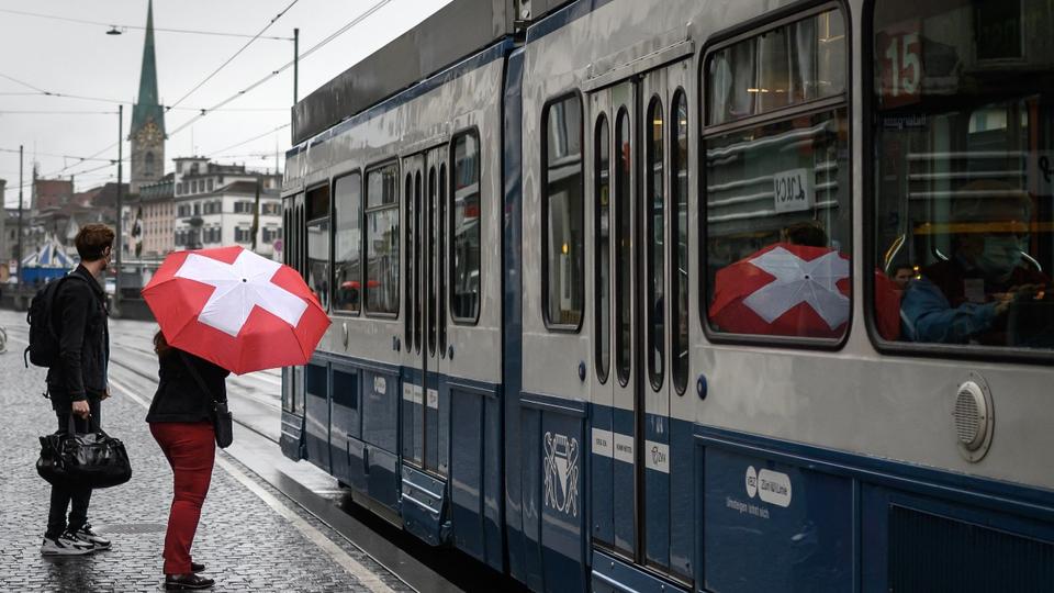 Suisse : un Américain suspecté d'avoir attaqué deux passants