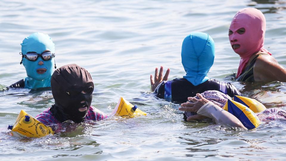 China: What is the “facekini” that is spreading more and more on beaches?