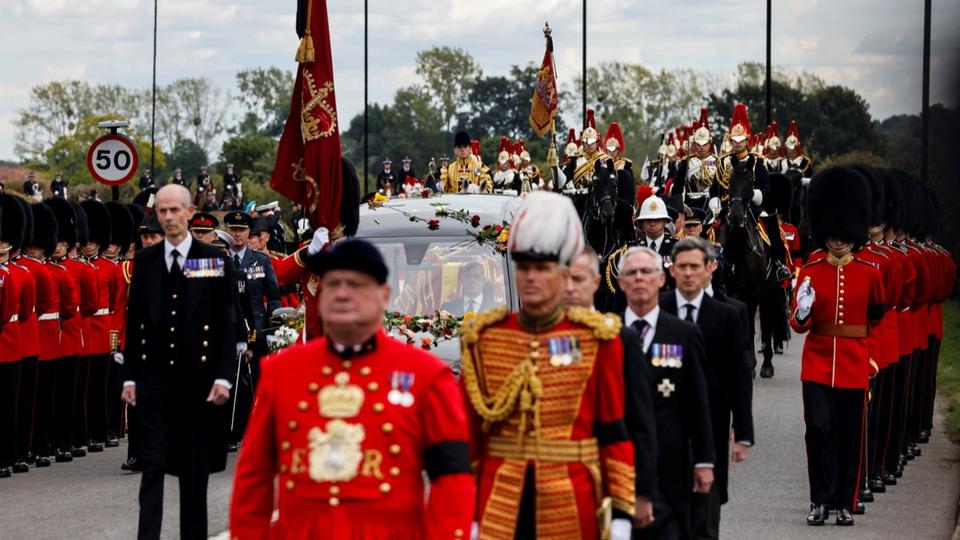 Death of Elizabeth II: 18-year-old soldier who guarded Queen’s coffin found dead
