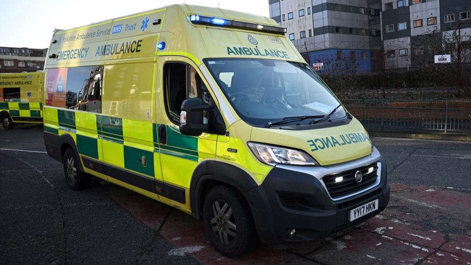 England: Octogenarian wakes up in stranger’s house after being taken away by ambulance unconscious
