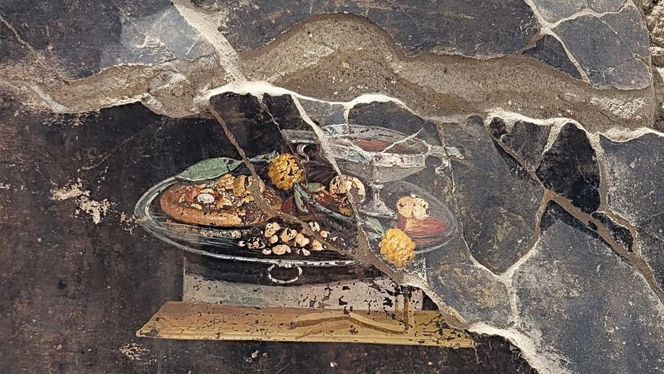 Italia: pizza di 2000 anni ritrovata negli affreschi di Pompei