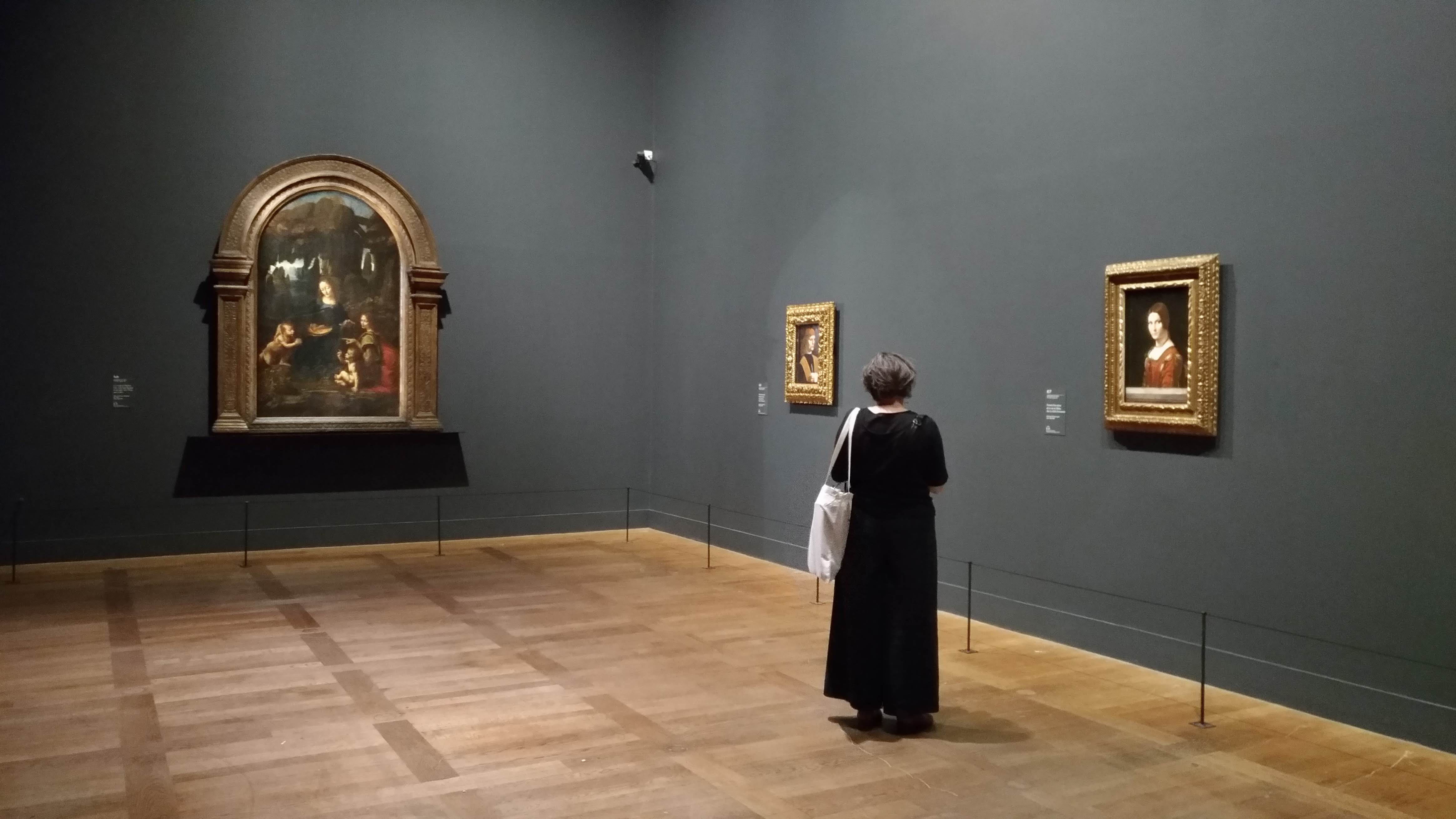 On a visit  l exposition  L onard de Vinci au Louvre  CNEWS