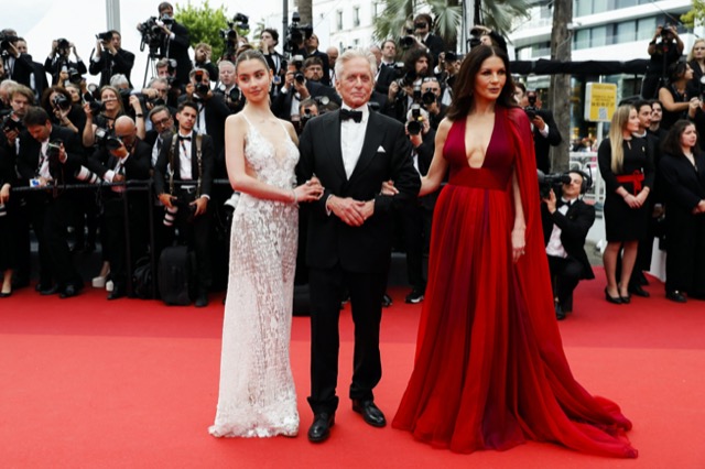 2023-05-16t171504z_847784482_up1ej5g1bvyrn_rtrmadp_3_filmfestival-cannes-opening-red-carpet-taille640_646491c6ea362.jpg