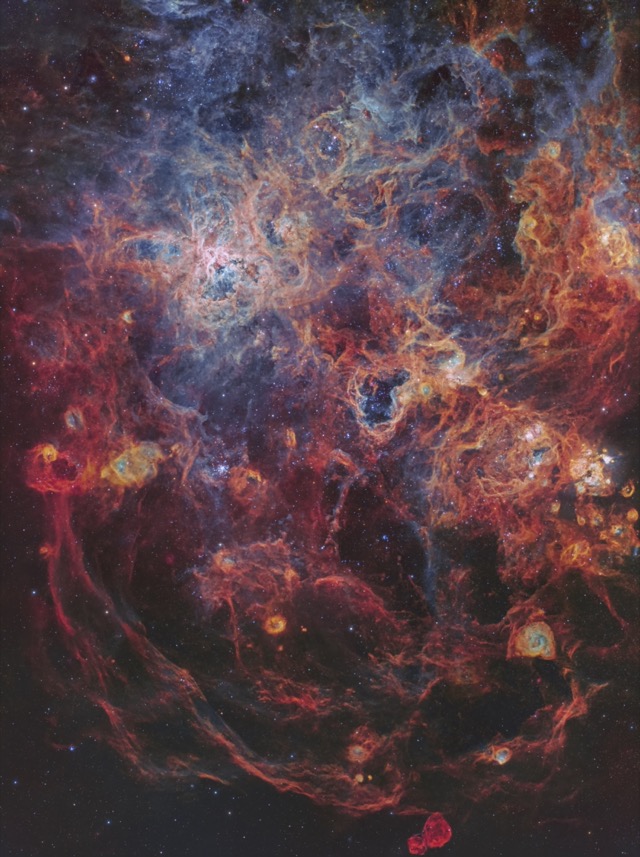 stars_and_nebulae_the_majestic_tarantula_nebula-taille640_649c5b5e927f1.jpg