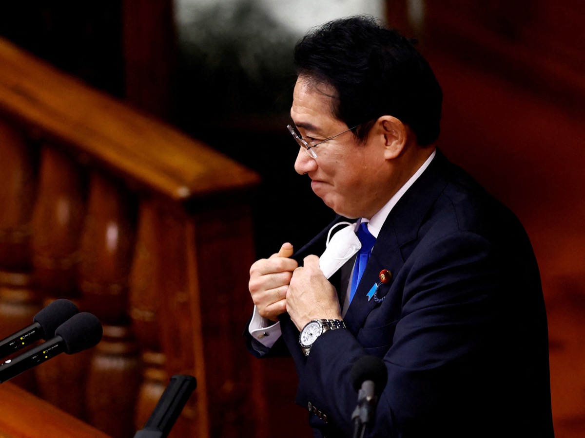 Dziecko z oddłużeniem: propozycja japońskiego premiera wywołuje skandal