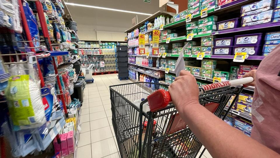 Inflazione: quando caleranno i prezzi nei supermercati?