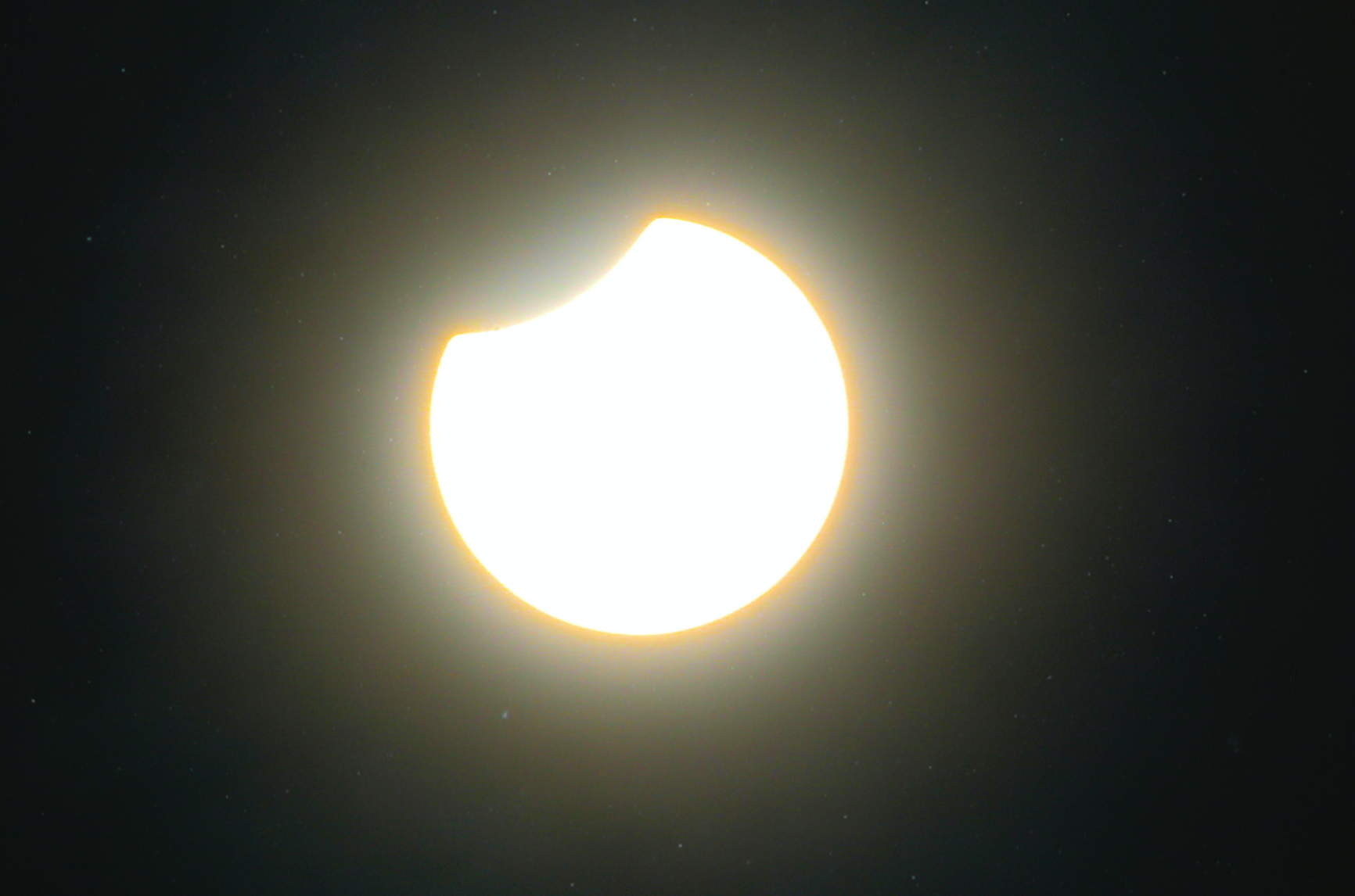 Eclissi solare: quando vedremo il fenomeno ad ottobre?