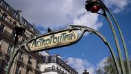 Paris: un homme muni d'un hachoir blessé par balle par la Sûreté ferroviaire