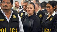 Keiko Fujimori, la leader de l'opposition au Pérou, lors de l'audience au terme de laquelle elle est envoyée pour trois ans en prison préventive, le 31 octobre 2018 à Lima. [HO / Peruvian Judiciary/AFP]