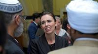 La Première ministre néo-zélandaise Jacinda Ardern rencontre des responsables de la communauté musulmane à l'issue de la session spéciale du Parlement à Wellington le 19 mars 2019 [Dave Lintott / AFP]