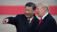 Le président américain Donald Trump (à droite) et son homologue chinois Xi Jinping, le 9 novembre 2017 à Pékin   [NICOLAS ASFOURI / AFP/Archives]