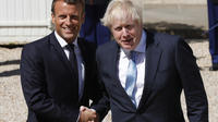 Il s'agit de la première rencontre entre Emmanuel Macron et Boris Johnson, depuis que ce dernier a été nommé Premier ministre du Royaume-Uni. 