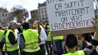 Une manifestation de gilets jaunes, le samedi 30 mars, à Paris. 