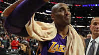 Une serviette utilisée par la légende des Los Angeles Lakers Kobe Bryant a été achetée pour plus de 33.000 dollars. 