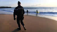 La police a eu bien du mal à faire respecter les consignes sur certaines plages du Morbihan. 