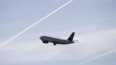 La compagnie aérienne américaine US Airways et la maison mère de sa concurrente en faillite American Airlines, AMR, ont fait un pas de plus vers un éventuel rapprochement vendredi.[GETTY IMAGES NORTH AMERICA]