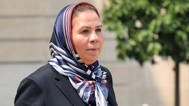La mère du soldat tué par Mohammed Merah a promis de revenir dans l'établissement