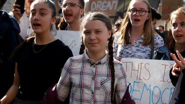 Greta Thunberg lors d'une Marche pour le climat organisée par des étudiants parisiens