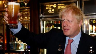 La fermeture des pubs anglais à 22h décrétée la semaine dernière par Boris Johnson ne s’appliquait pas jusque-là aux bars du Parlement à Londres. 
