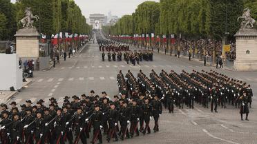 Le défilé du 14 juillet est une parade militaire organisée chaque année, depuis 1880, à Paris pour la fête nationale.