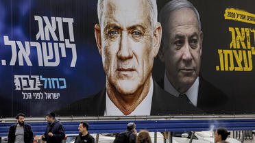 La guerre politique entre Gantz et Netanyahou hommes pourrait bientôt prendre fin.