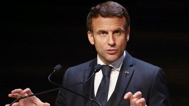 Emmanuel Macron affirme que «la porte est toujours ouverte» pour les partis d'opposition qui ont boycotté la première session du CNR. 