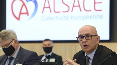 Le président de la Communauté européenne d'Alsace, Frédéric Bierry, souhaite la sortie de l'Alsace de la région Grand Est. 