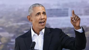 Barack Obama a inauguré le début des travaux de son futur centre présidentiel