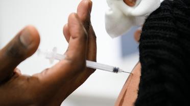 Moins de 50% des personnes de plus de 60 ans ont réalisé leur deuxième dose de rappel de vaccin contre le Covid-19