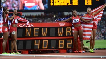 Le relais 4x100 m féminin des Etats-Unis est devenu champion olympique en battant le record du monde en 40 sec 82/100, vendredi à Londres.[AFP]