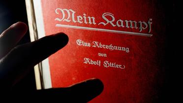 Un exemplaire de "Mein Kampf" [Carl de Souza / AFP/Archives]