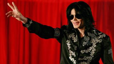 Même mort, Michael Jackson a réussi vendredi à voler la vedette au festival de Venise, où Spike Lee a fait l'événement en présentant un documentaire sur le King of Pop, intitulé "Bad 25", à l'occasion du 25ème anniversaire de la sortie de l'album "Bad".[AFP]