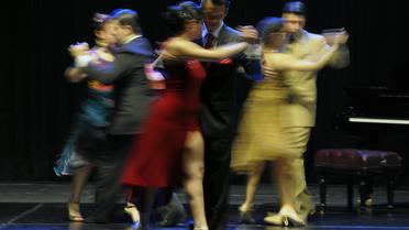 Des couples aux champonnats du monde de tango à Buenos Aires, en août 2011 [Juan Mabromata / AFP/Archives]