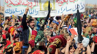 Des manifestants irakiens le 1er mars 2013 à Samara [Mahmoud al-Samarrai / AFP]