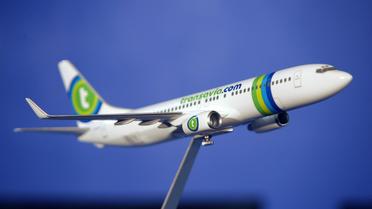 Une miniature d'un avion de la compagnie Transavia.com [Jacques Demarthon / AFP/Archives]