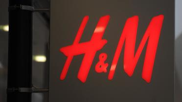 Le logo du géant suédois de l'habillement, H&M [Olivier Morin / AFP/Archives]