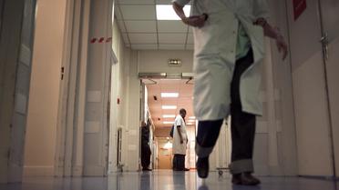 Du personnel médical dans un hôpital [Fred Dufour / AFP/Archives]