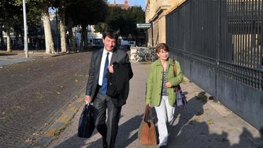 Claire Thibout, l'ancienne comptable des Bettencourt, et son avocat Antoine Gillot, le 14 septembre 2011 à Bordeaux [Pierre Andrieu / AFP/Archives]