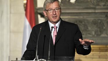 La première réunion du conseil des gouverneurs du Mécanisme européen de stabilité (MES) aura lieu le 8 octobre à Luxembourg, a annoncé mercredi le chef de l'Eurogroupe Jean-Claude Juncker après le feu vert donné par la cour constitutionnelle allemande à cet instrument. [AFP]