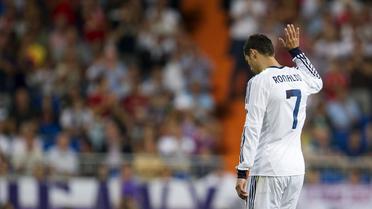 L'attaquant portugais du Real Madrid Cristiano Ronaldo a assuré mardi que sa "tristesse" n'était pas liée à des questions d'argent et que sa "motivation, son dévouement, son investissement et son envie de gagner toutes les compétitions" n'en seraient pas affectés.[AFP]