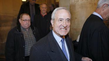 Jean Tiberi quitte le palais de justice de paris, le 12 novembre 2012 [Patrick Kovarik / AFP/Archives]