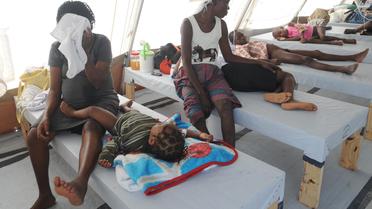 Des victimes du choléra, dans un centre de santé à Port-au-Prince, en décembre 2010 [Thony Belizaire / AFP/Archives]