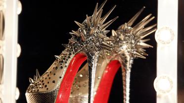 Des chaussures Louboutin exposées à Londres au musée de la mode, en avril 2012 [Justin Tallis / AFP/Archives]