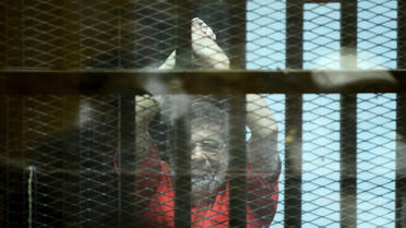 Mohamed Morsi, lors de son procès pour espionnage, au Caire, le 18 juin 2016.