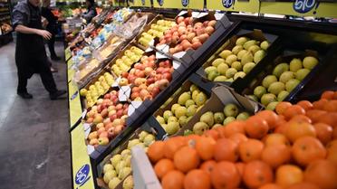 La loi anti-gaspillage prévoit l'interdiction des emballages en plastique pour certains fruits et légumes dès le 1er janvier 2022. 