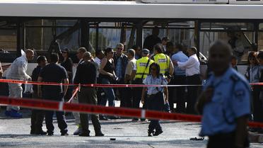 Une explosion dans un bus dans le centre de Tel-Aviv a fait mercredi 21 novembre au moins dix blessés, dont trois graves, selon le service d'ambulance israélien.