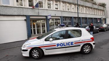 Après le drame qui a eu lieu dans la nuit de jeudi à vendredi à Courbevoie (Hauts-de-Seine), le père de la petite fille égorgée est mort ce samedi à l'hôpital. 