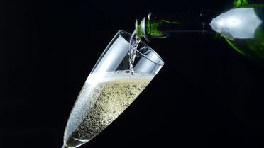 60 millions de consommateurs a dévoilé son grand classement des meilleures bouteilles de champagne. 
