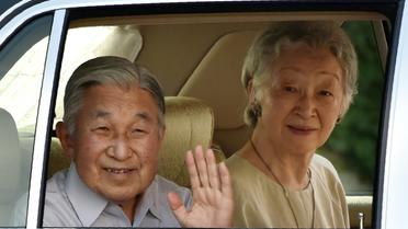 L'empereur du Japon Akihito et l'impératrice Michiko le 14 juillet 2016 à Hayama [KAZUHIRO NOGI / AFP/Archives]