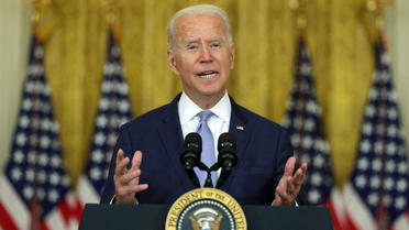 Joe Biden maintient que c'est aux Afghans de se défendre